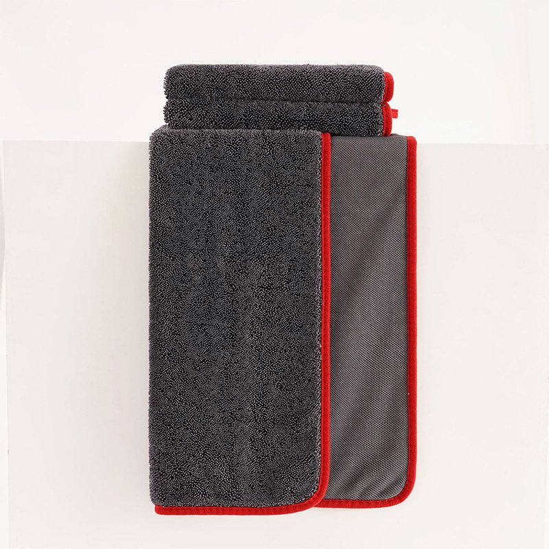 Extended Single-Sided Twisted Loop Microfibre Towel-Red Edge Style