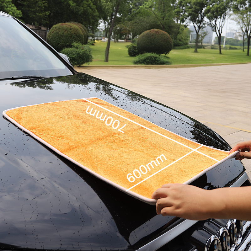 Full-Spread Wipe Maximum Surface Coverage
